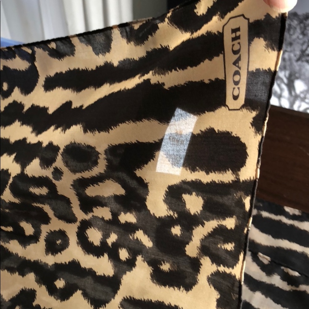 Beautiful brand new Coach print scarf